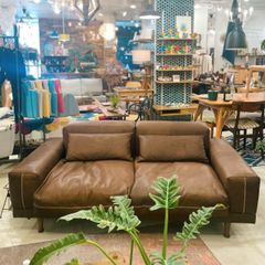 〔 OUTLET 〕BIOCCO 本革ソファ