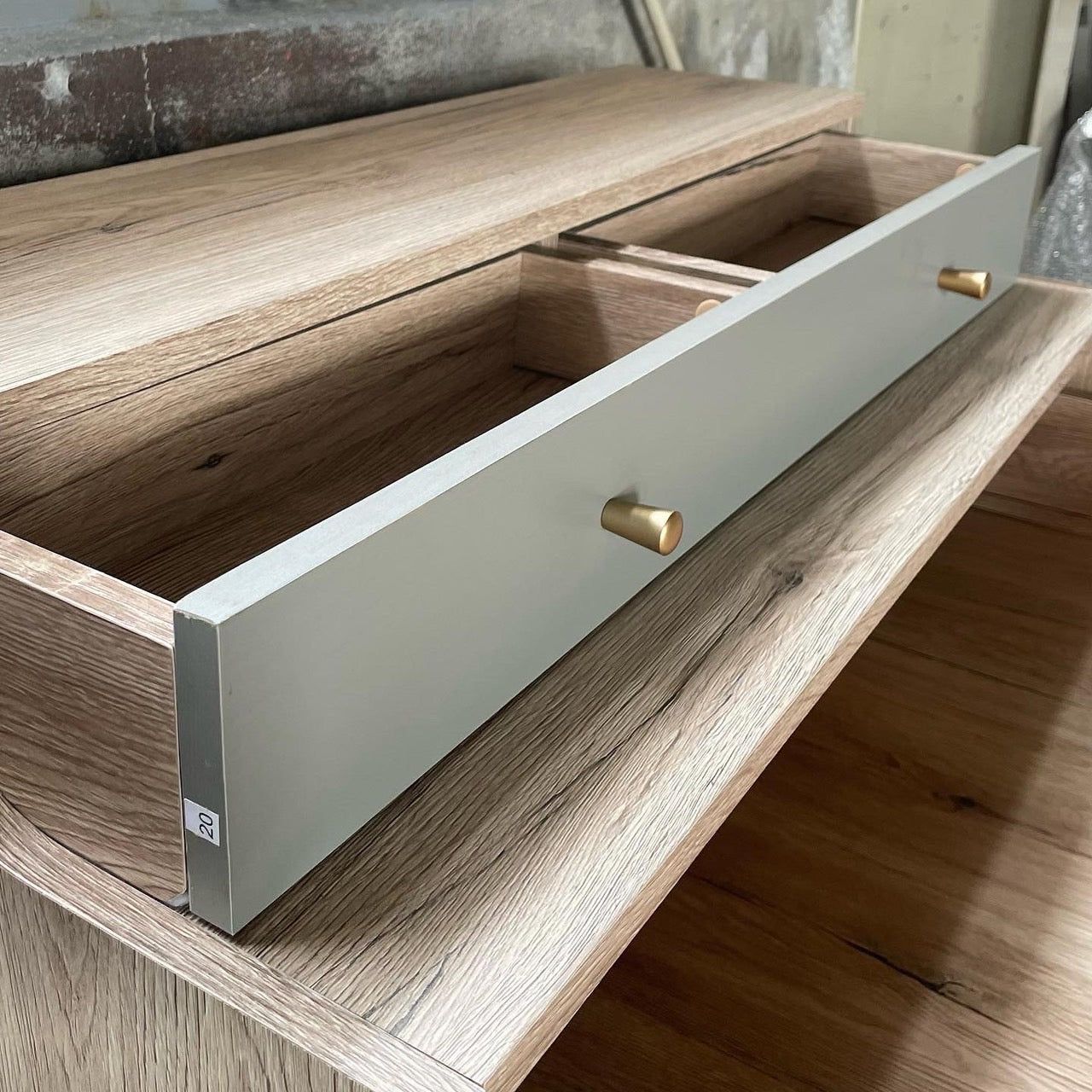 [ OUTLET ] Chester Chest