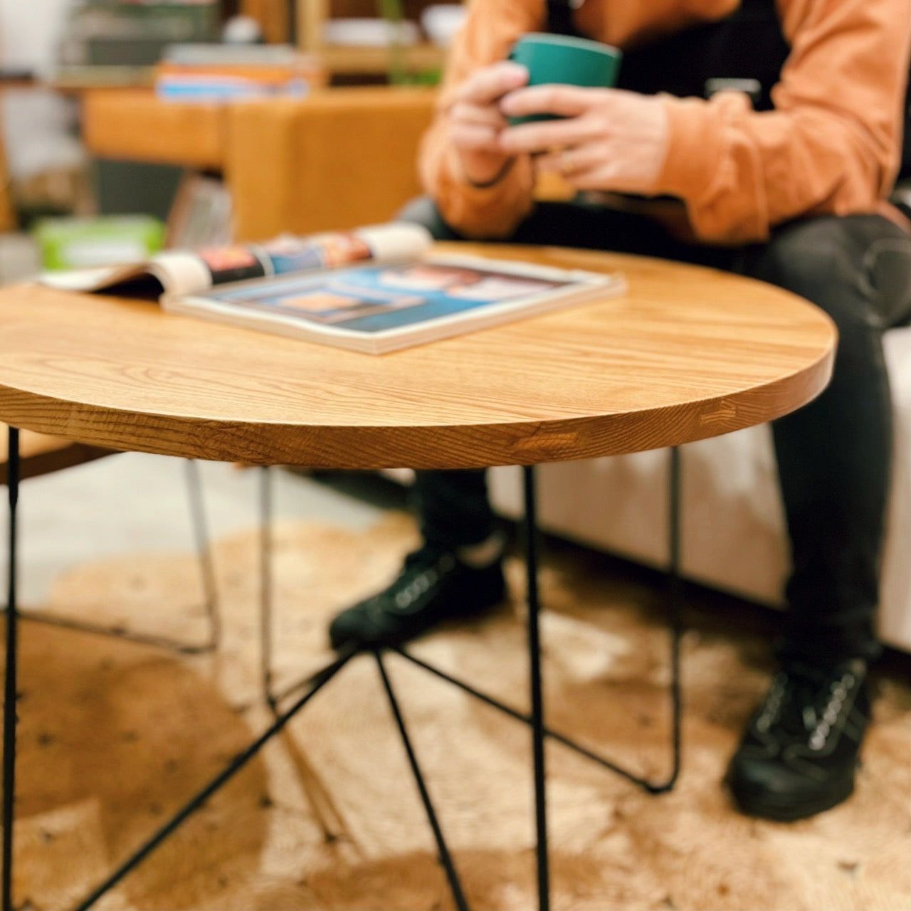 TH ASH TABLE
