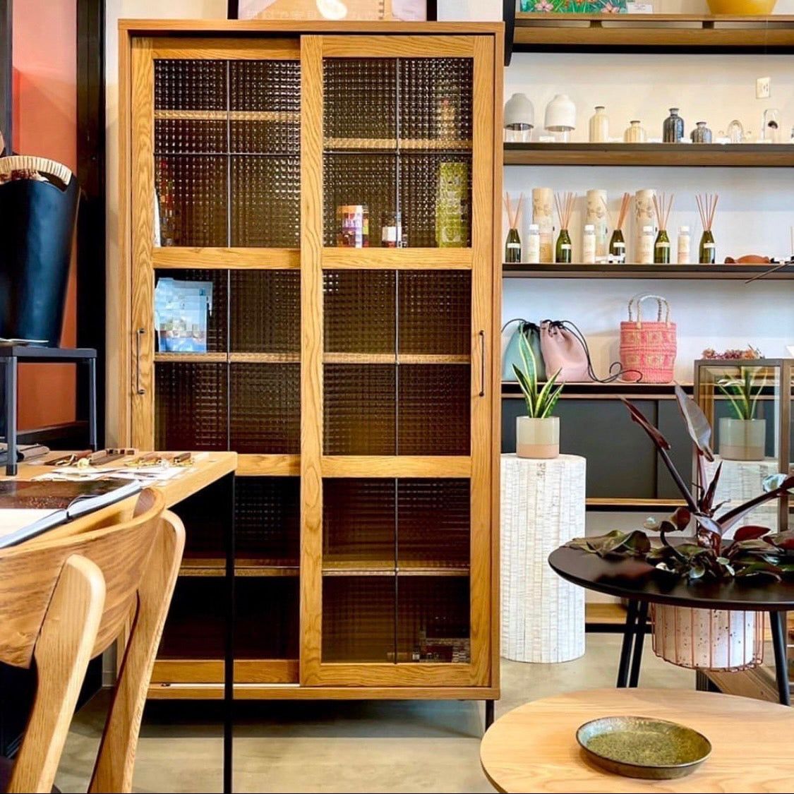 Cadeal Slide Glass Cabinet High