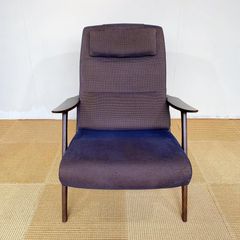 season11-1 / Lounge Sofa / カリモク