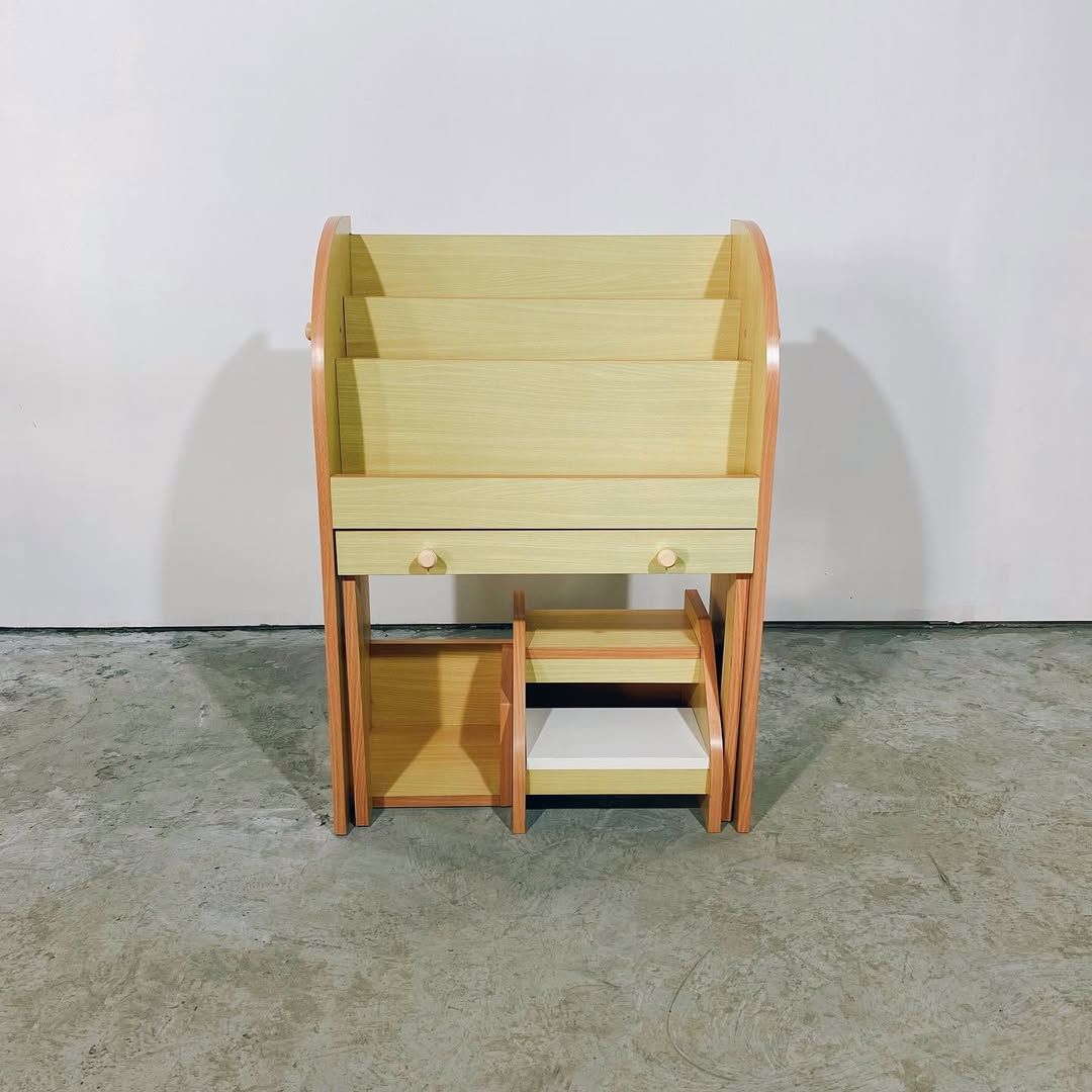 season6-3 / Kids desk