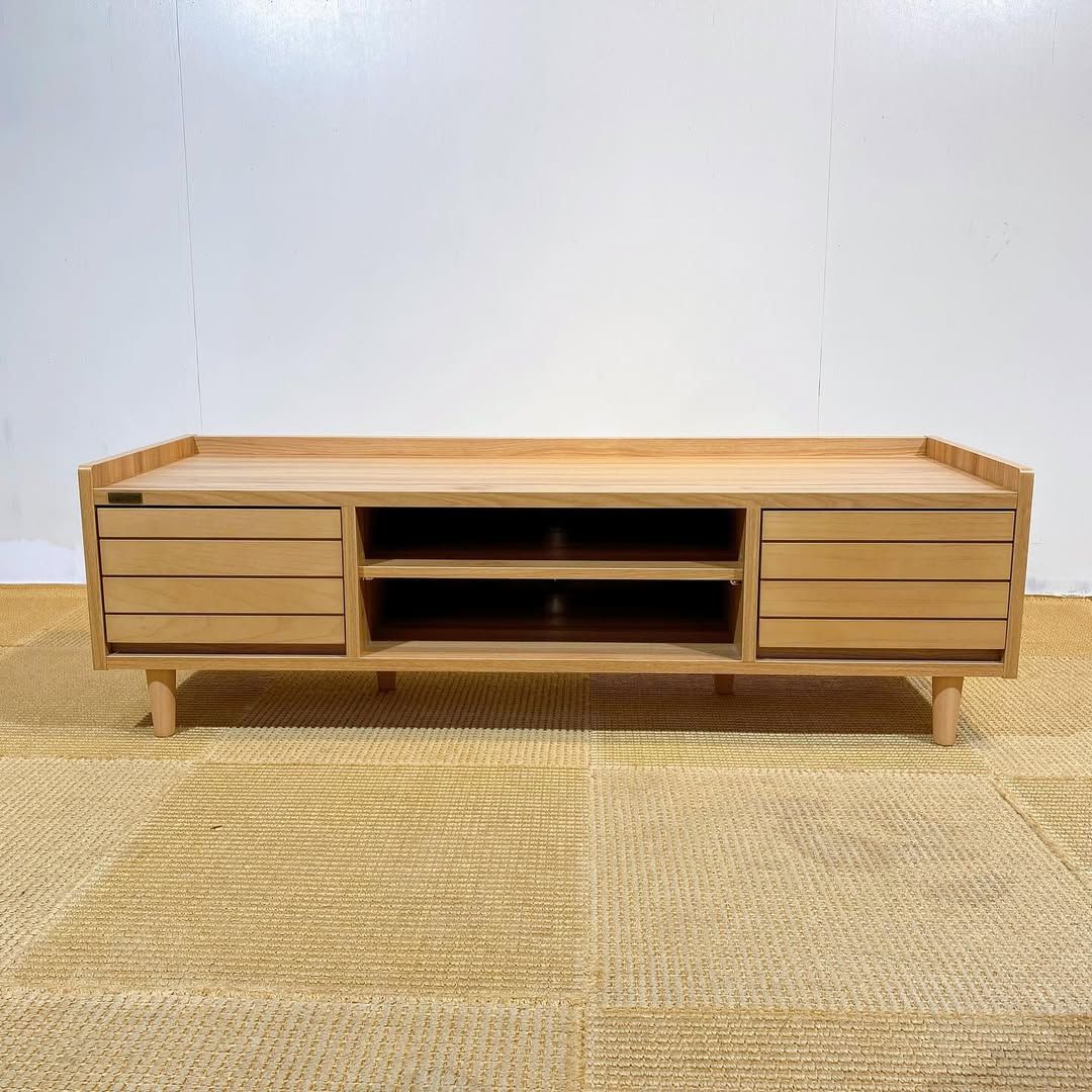 season32-2 / TV Board