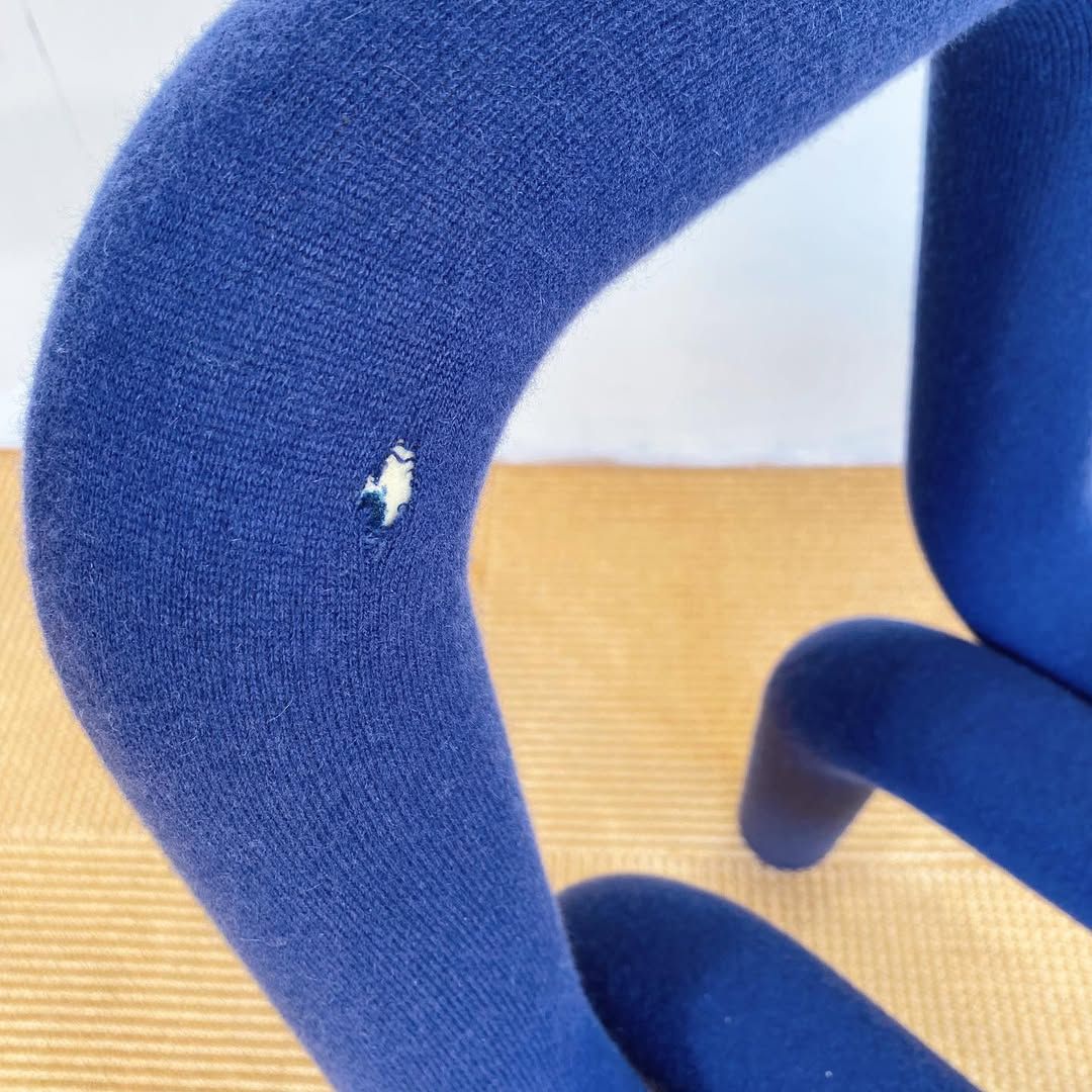 season10-3 / Mustache Chair (BL)