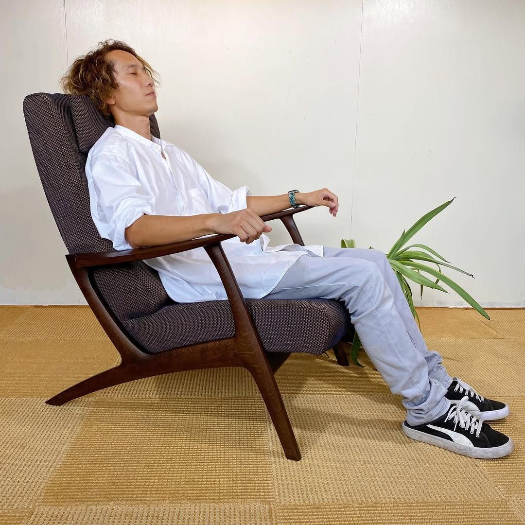 season11-1 / Lounge Sofa / カリモク