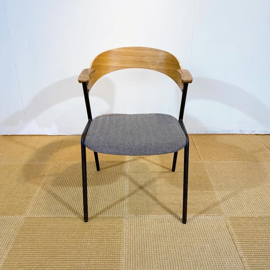 season29-3 / Chair