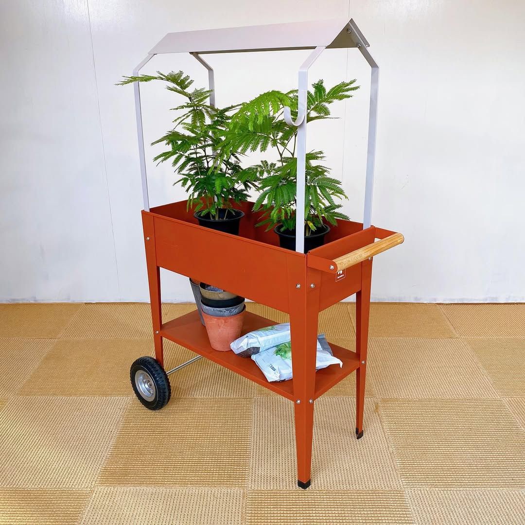 season8-1 / Garden Trolley