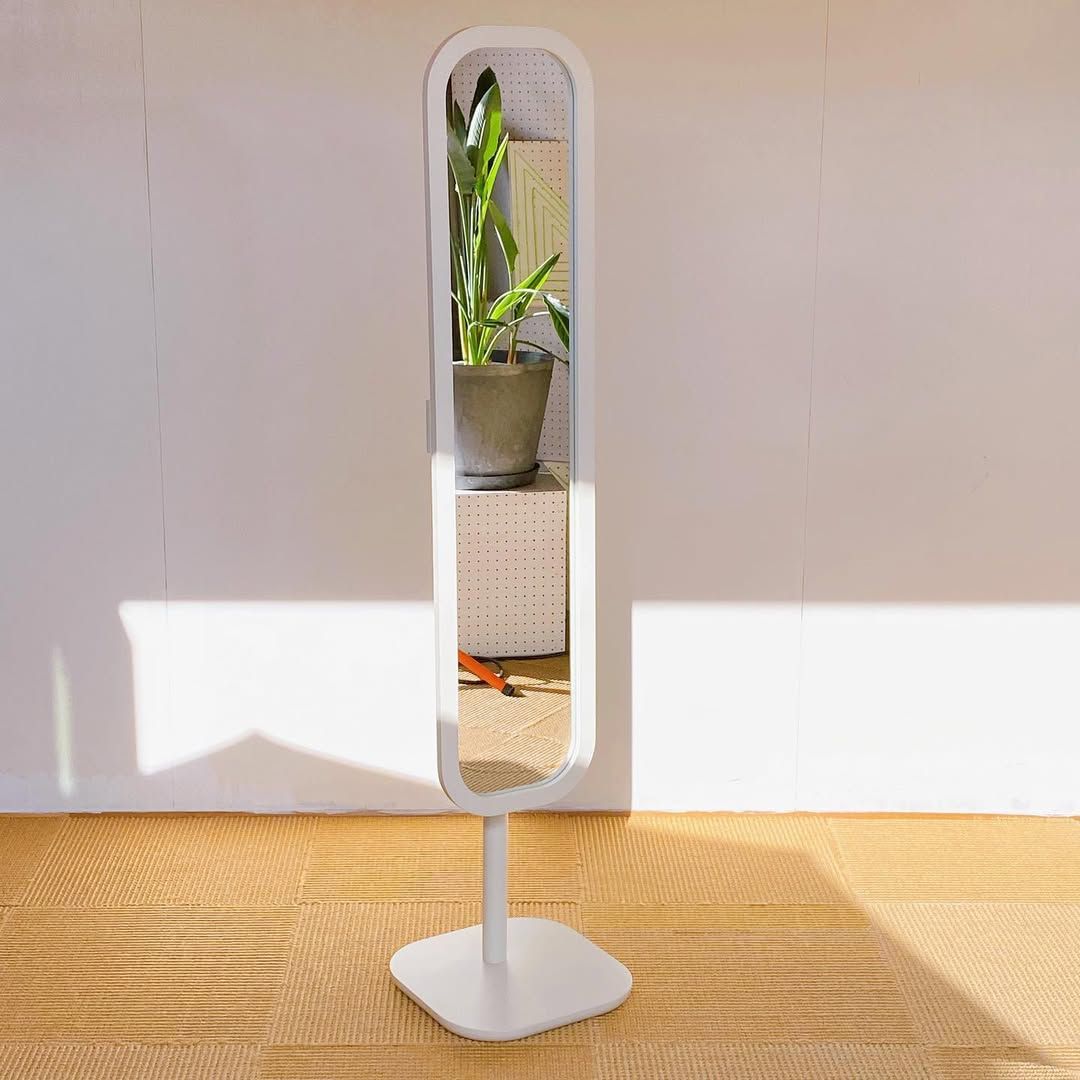 season23-2 / Stand Mirror