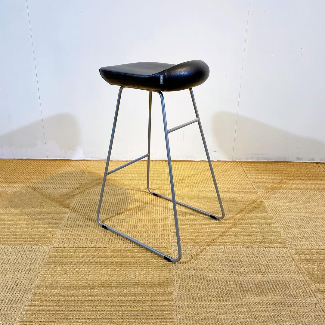 season31-3 / Counter Stool / オリバー社