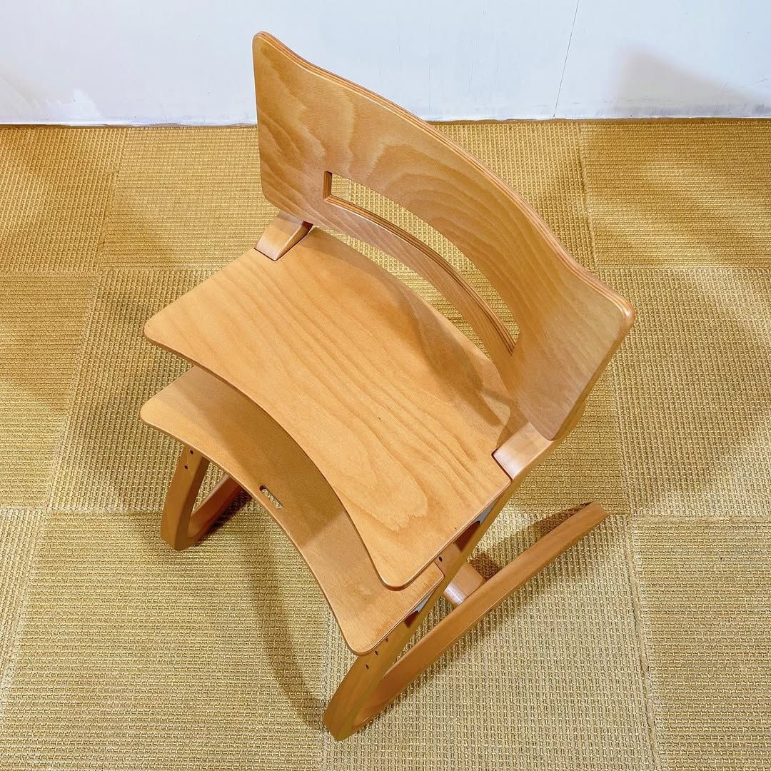 season14-4 / Leander High Chair