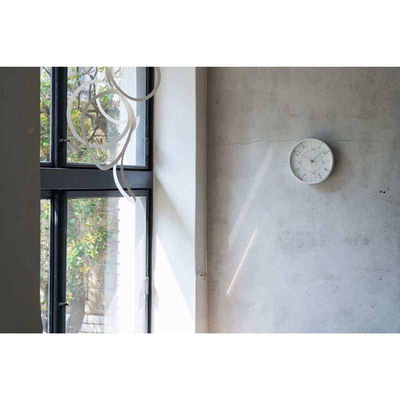 earth wall clock less /
