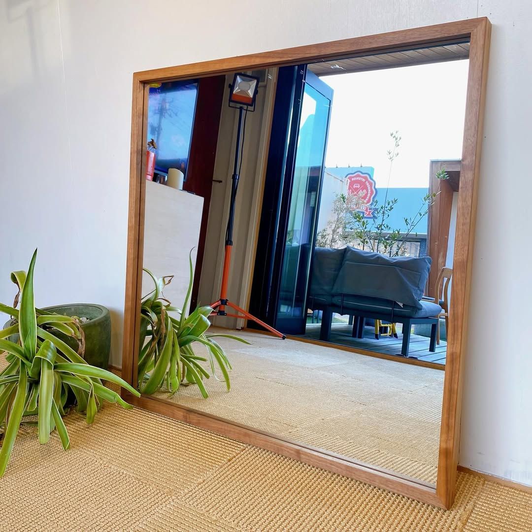 season37-1 / Mirror
