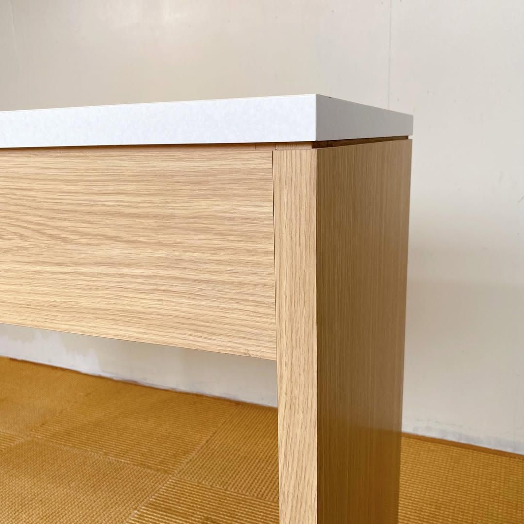 season19-2 / Console Table