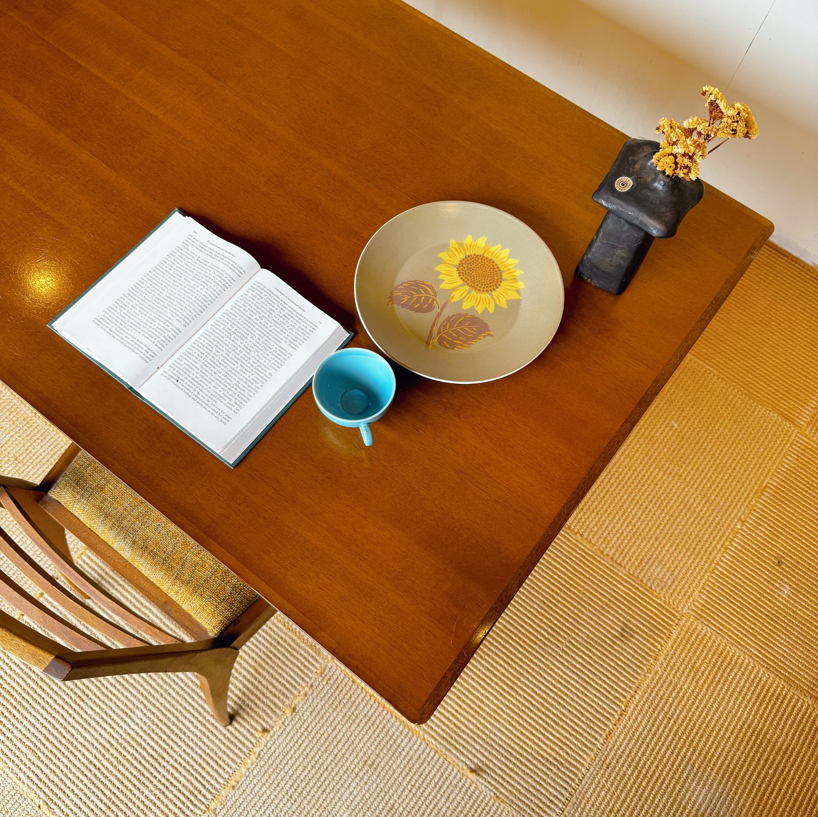 カリモク60ダイニングテーブル / KARIMOKU60