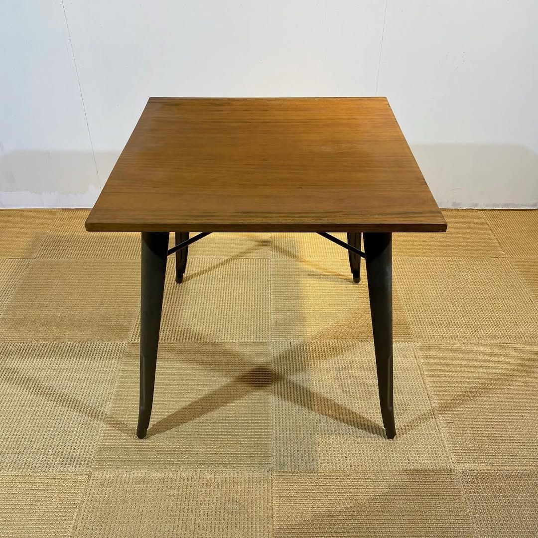 season31-4 / Iron Wood Table