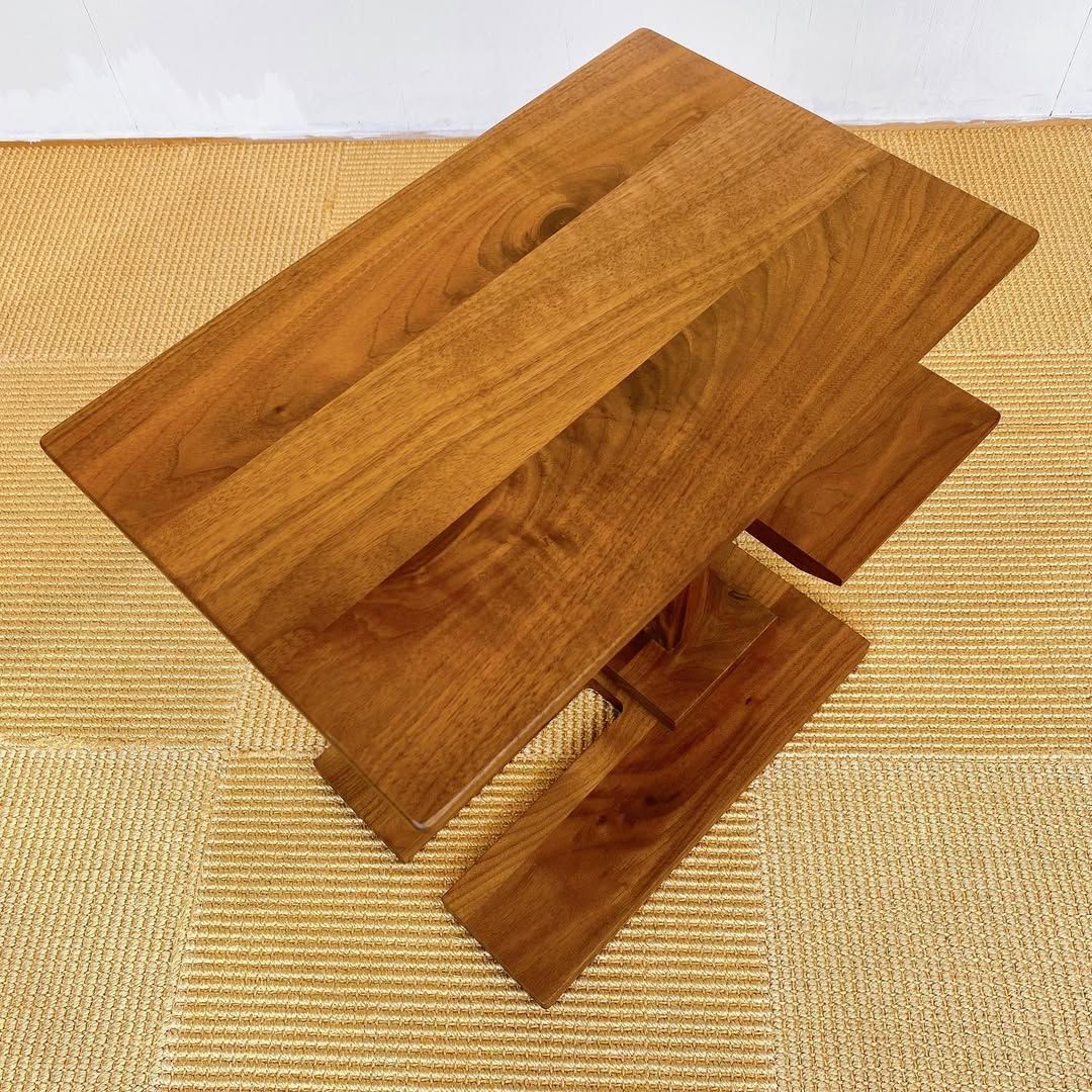 season11-3 / AT Side Table