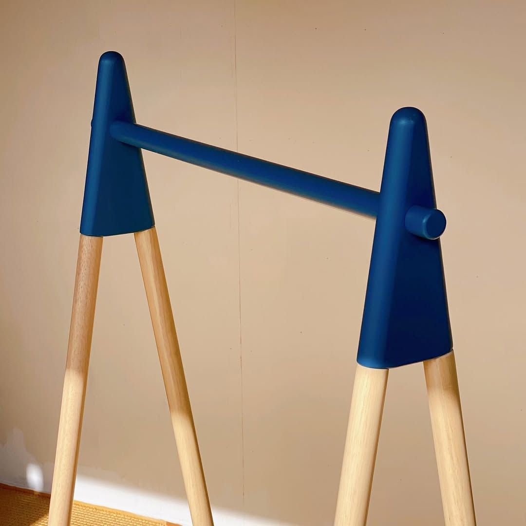 season23-1 / Kids Hanger Rack