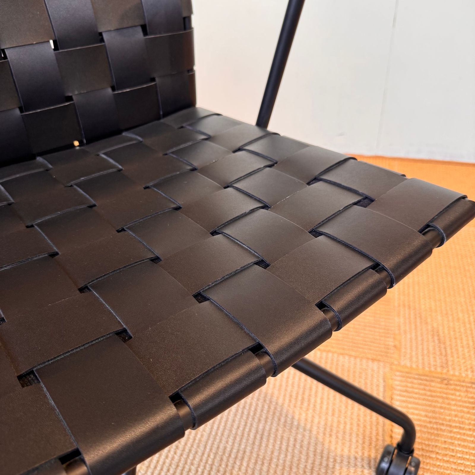 season57-4 / HARPER DESK CHAIR / CRASH GATE