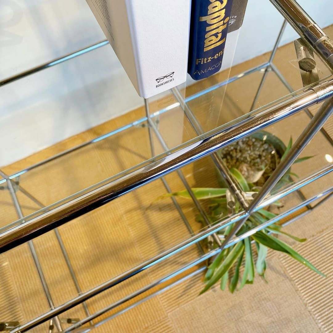 season31-1 / Glass Shelf