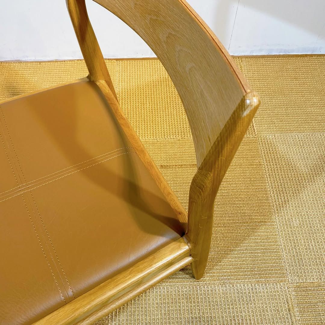 season32-3 / Chair
