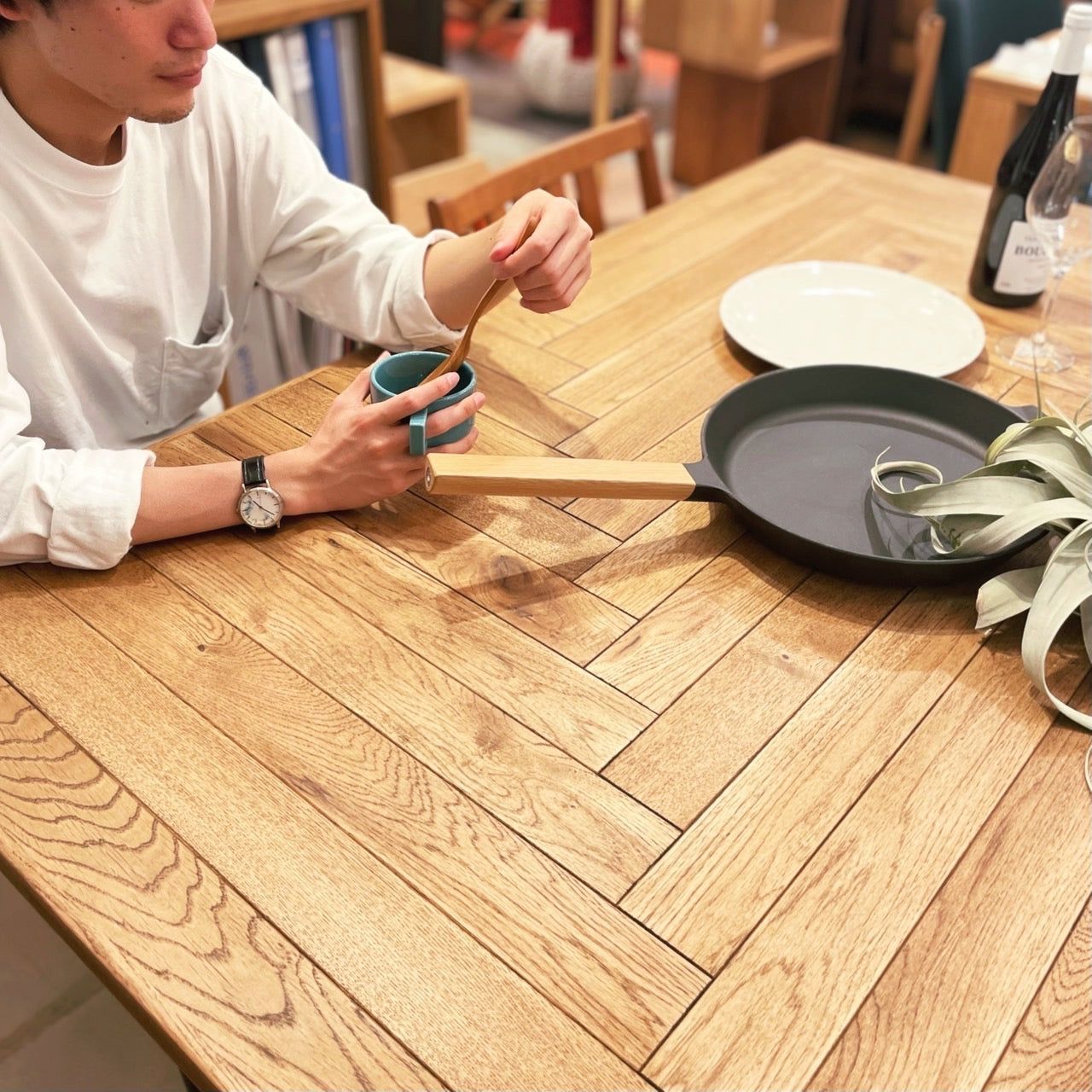 Kurt Dining Table
