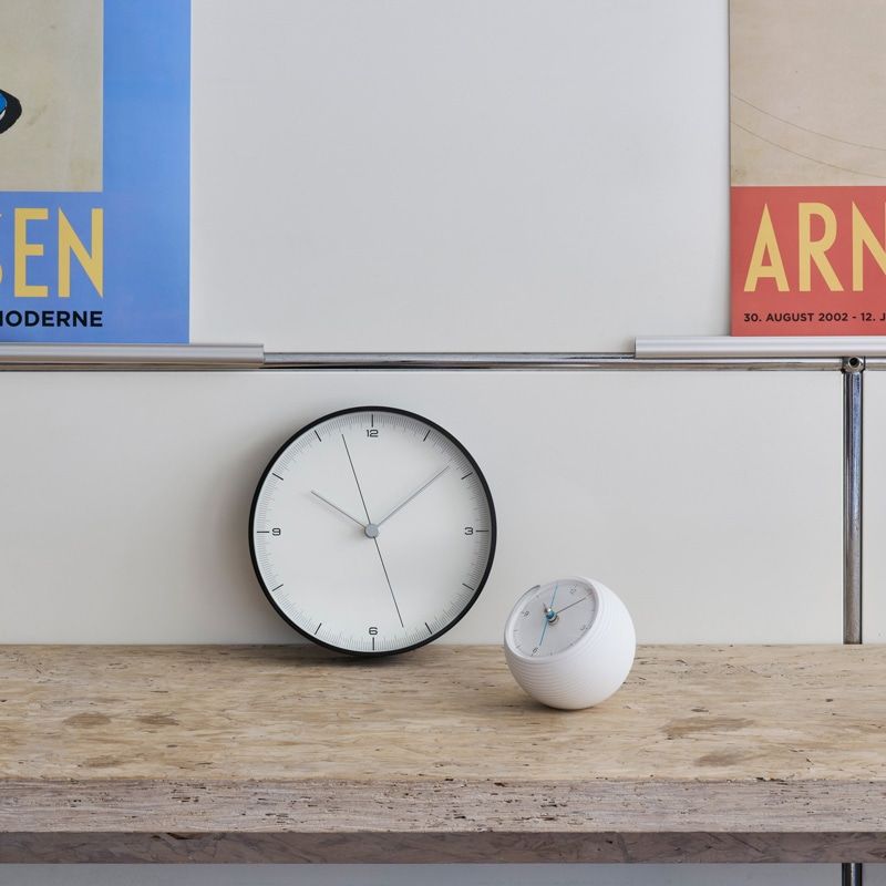 earth wall clock /
