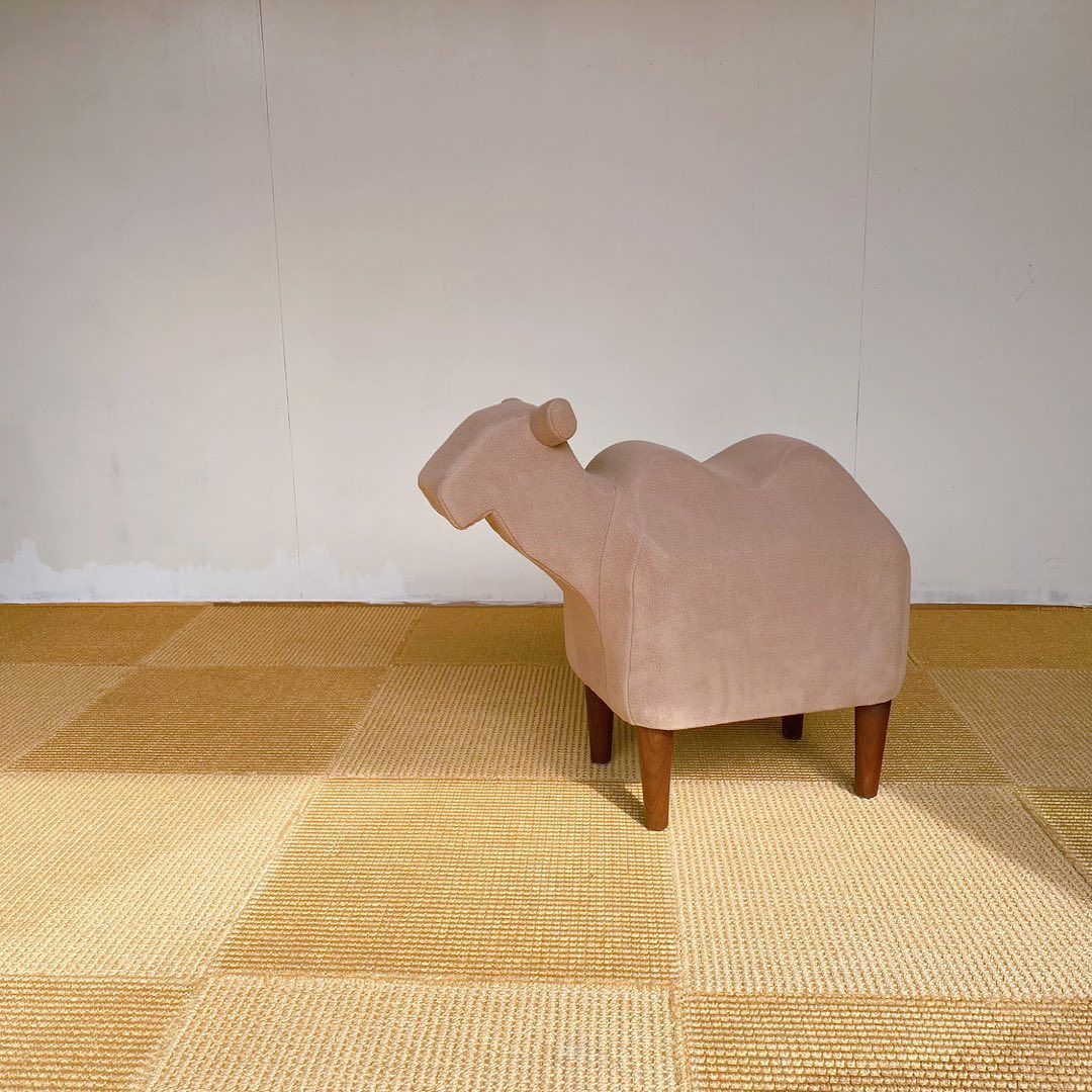 season25-5 / Zoo Stool / SWITCH