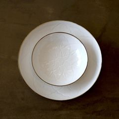 jicon Covered flower dish