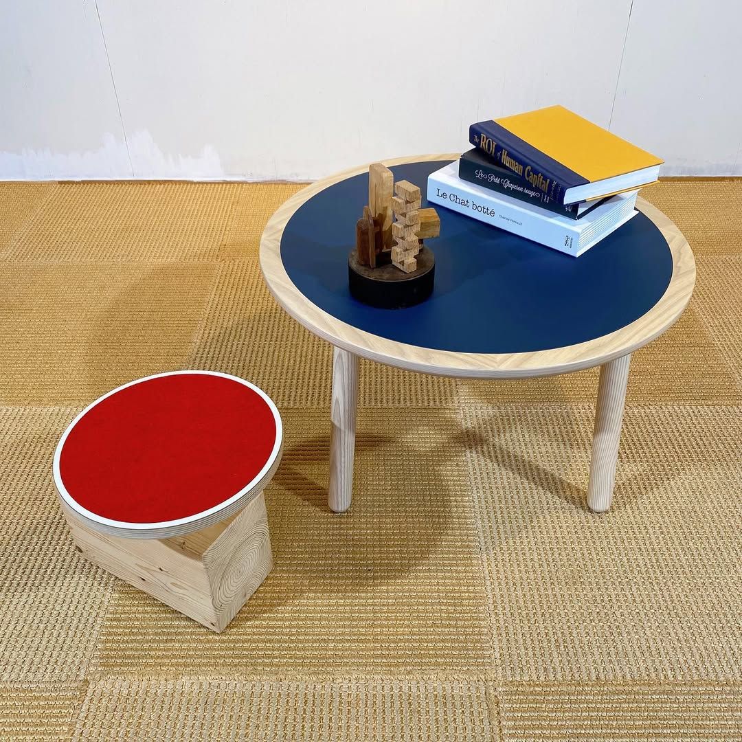 season24-4 / Kids Stool Red / sirch
