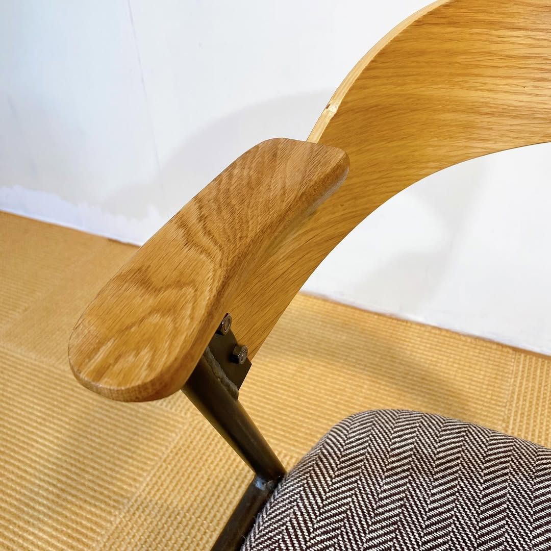 season29-3 / Chair