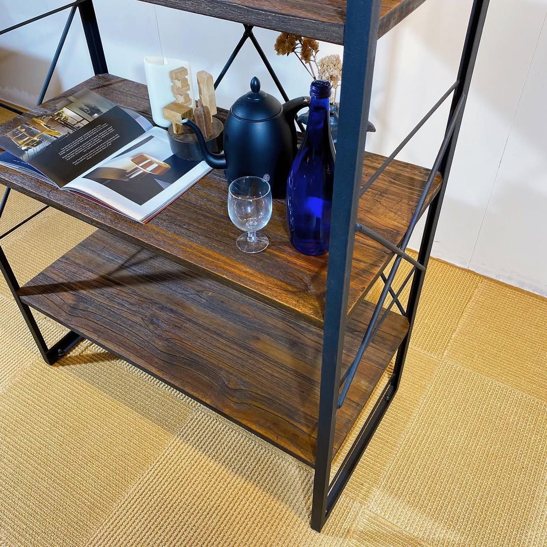 season28-2 / Iron Shelf