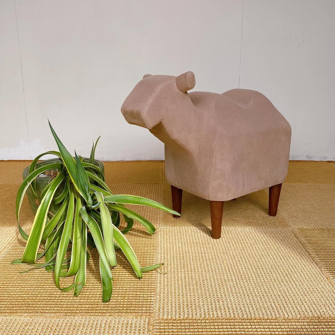 season25-5 / Zoo Stool / SWITCH