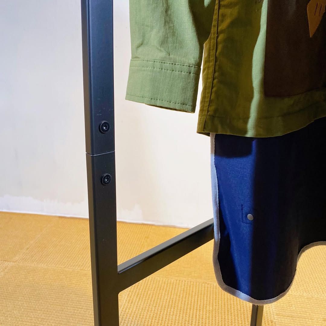 season22-1 / Hanger Rack