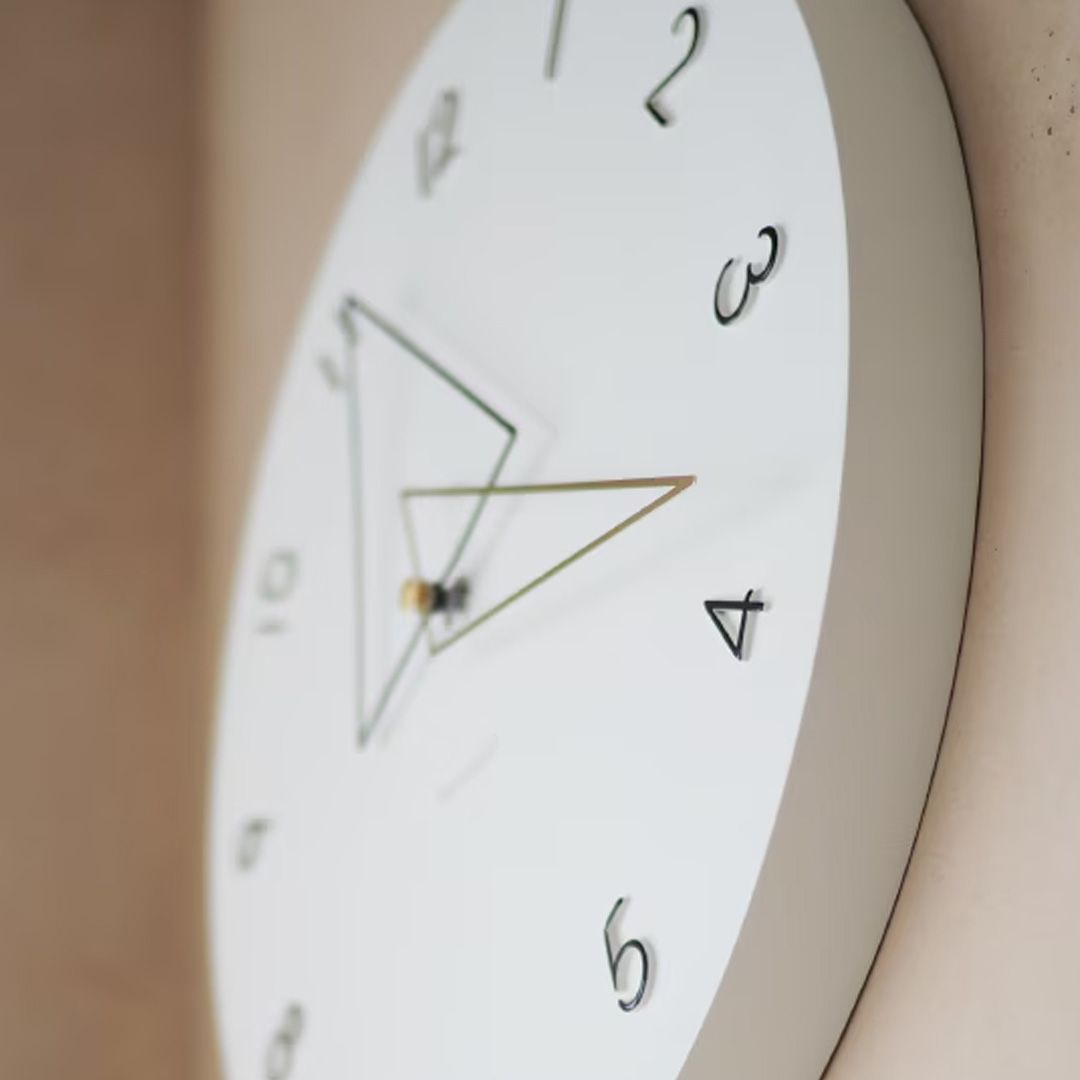 kolmio / コルミオ (壁掛け時計) グリーン