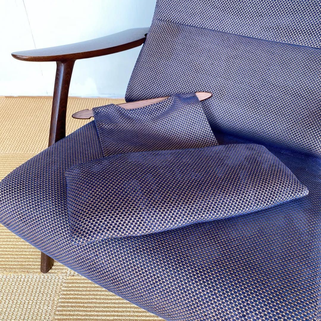 season11-1 / Lounge Sofa / カリモク