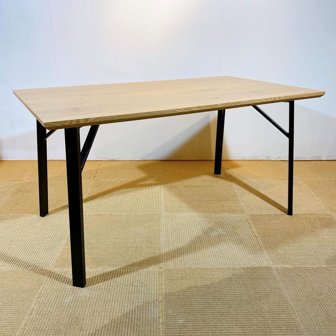 season37-4 / Table