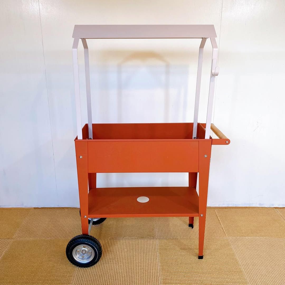season8-1 / Garden Trolley