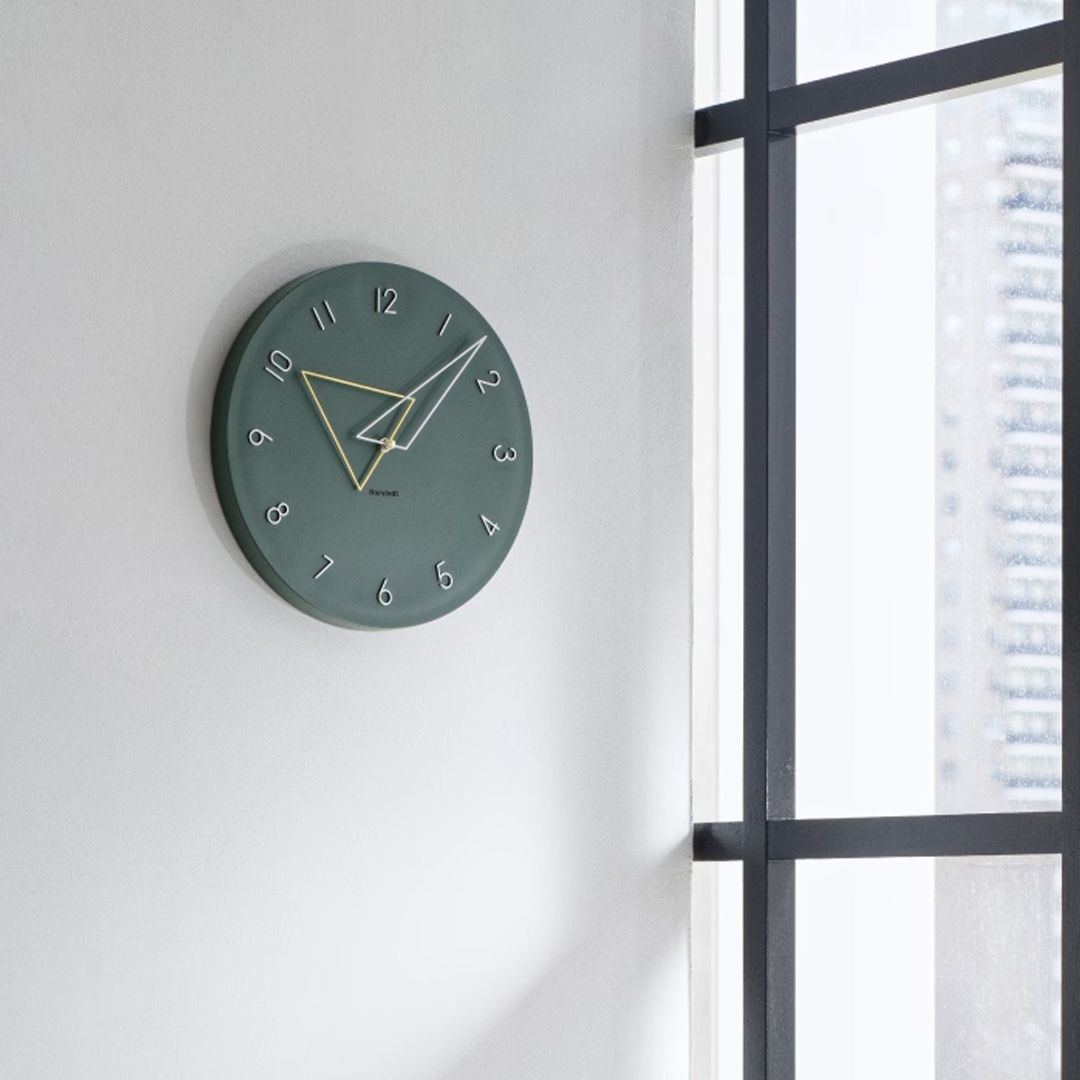 kolmio / コルミオ (壁掛け時計) グリーン