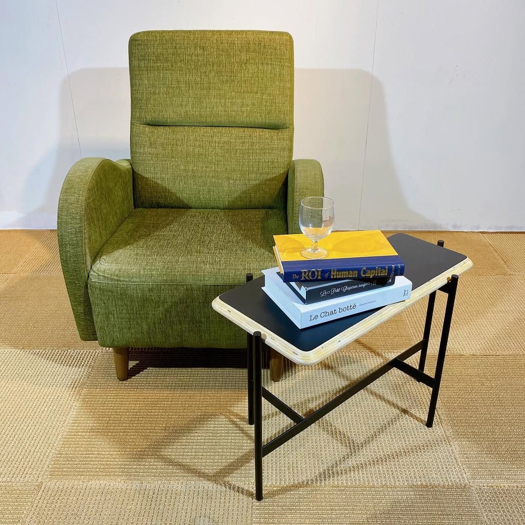 season25-2 / Side Table