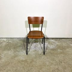 season5-1 / school chair