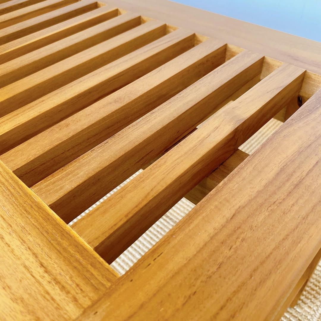 season8-2 / Solid Teak Bench
