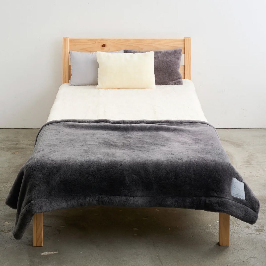 SERENE 5.0 Merino Wool New-Mayer (Gray) / メリノウールニューマイヤー(グレー) / 毛布 ブランケット / ハーフ