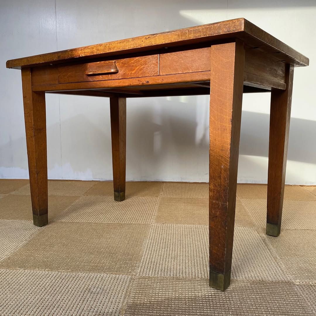 season22-3 / Vintage Work Table